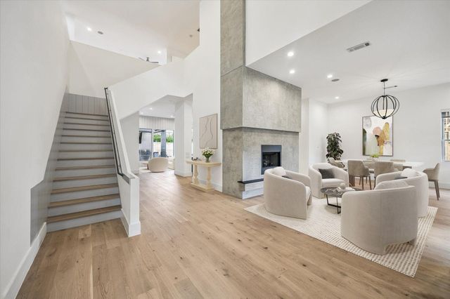 1601 Pine Chase Drive, Houston, TX 77055