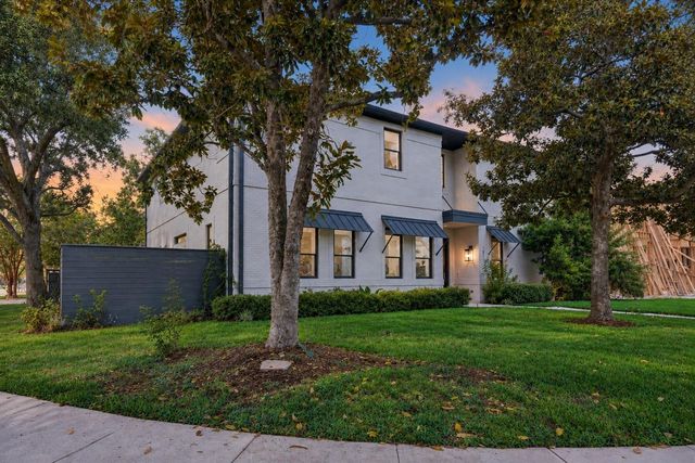 1601 Pine Chase Drive, Houston, TX 77055