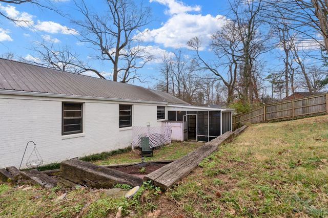 520 Cottonwood Dr, Nashville, TN 37214