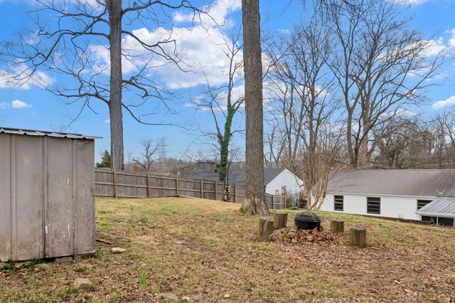 520 Cottonwood Dr, Nashville, TN 37214