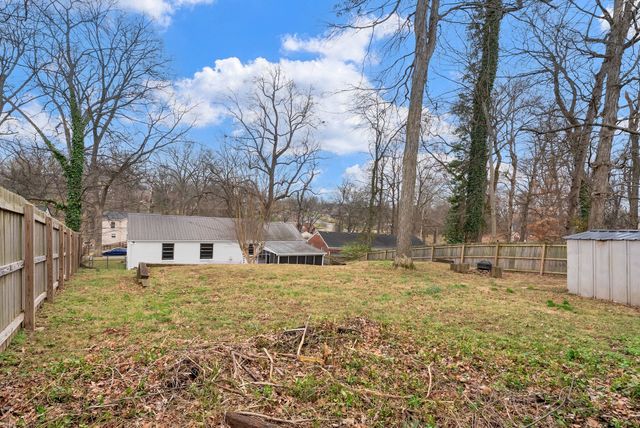 520 Cottonwood Dr, Nashville, TN 37214