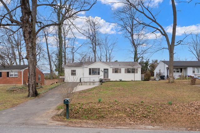 520 Cottonwood Dr, Nashville, TN 37214