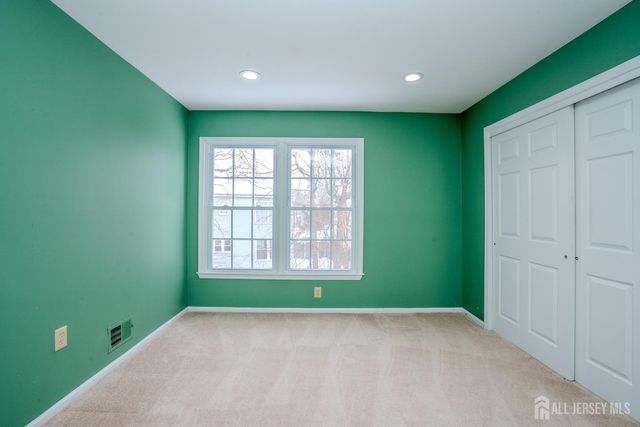 3 Ascot Place, North Brunswick, NJ 08902