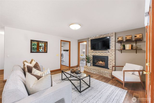 4221 Montgomery Place, Mount Vernon, WA 98274