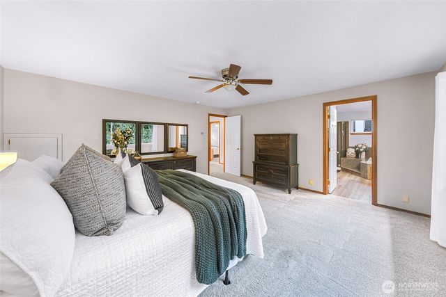 4221 Montgomery Place, Mount Vernon, WA 98274
