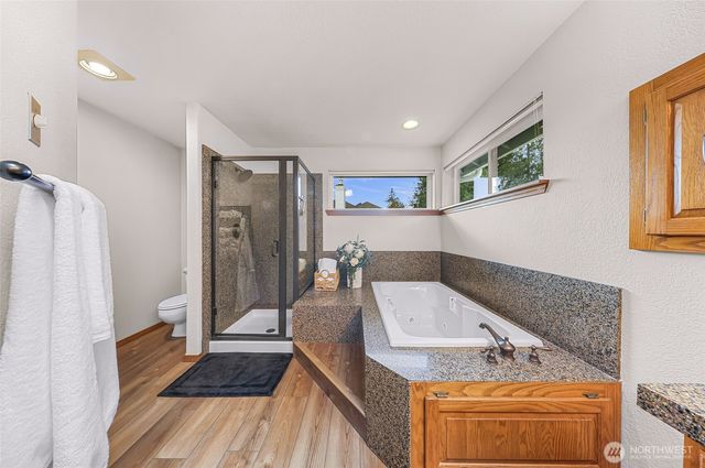 4221 Montgomery Place, Mount Vernon, WA 98274