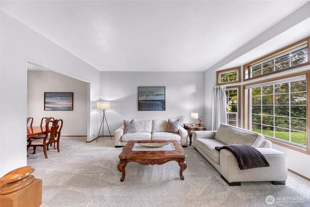 4221 Montgomery Place, Mount Vernon, WA 98274