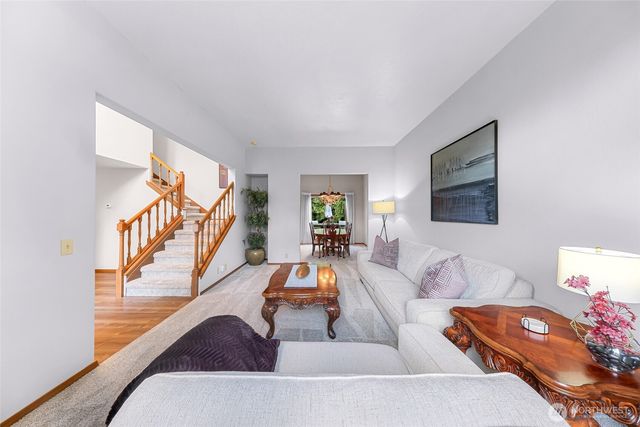 4221 Montgomery Place, Mount Vernon, WA 98274
