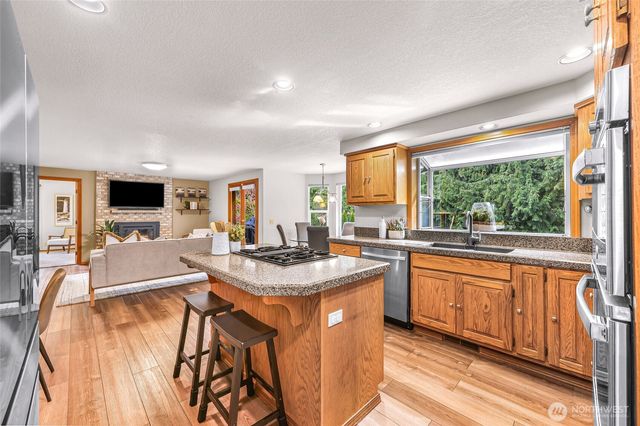 4221 Montgomery Place, Mount Vernon, WA 98274