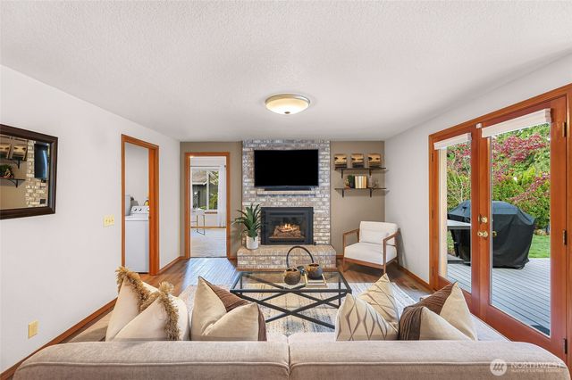 4221 Montgomery Place, Mount Vernon, WA 98274