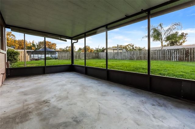 601 WOOD ROAD, Seffner, FL 33584