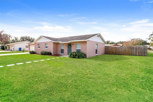 601 WOOD ROAD, Seffner, FL 33584