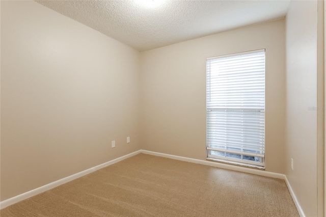 601 WOOD ROAD, Seffner, FL 33584