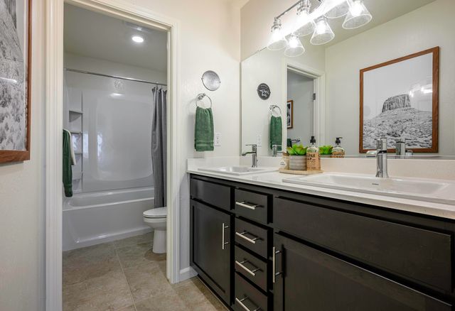 2326 N Fontana Street 2041v, Visalia, CA 93291