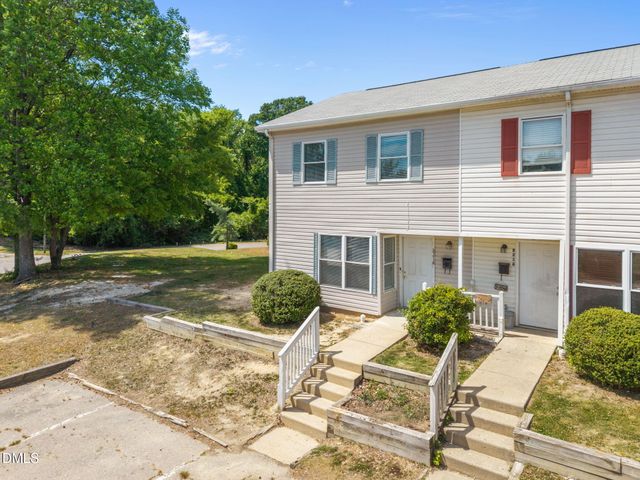 8218 Merriweather Circle, Raleigh, NC 27616