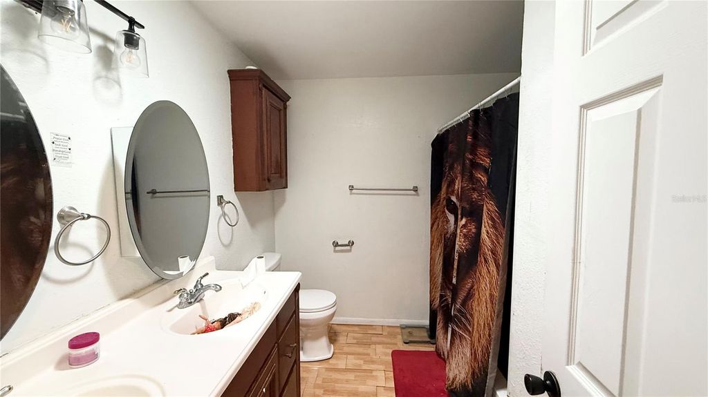 Image 23 of property listing at 531 ARNESON AVENUE, Auburndale, FL 33823