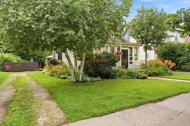 855 Delaware Avenue, Saint Paul, MN 55107