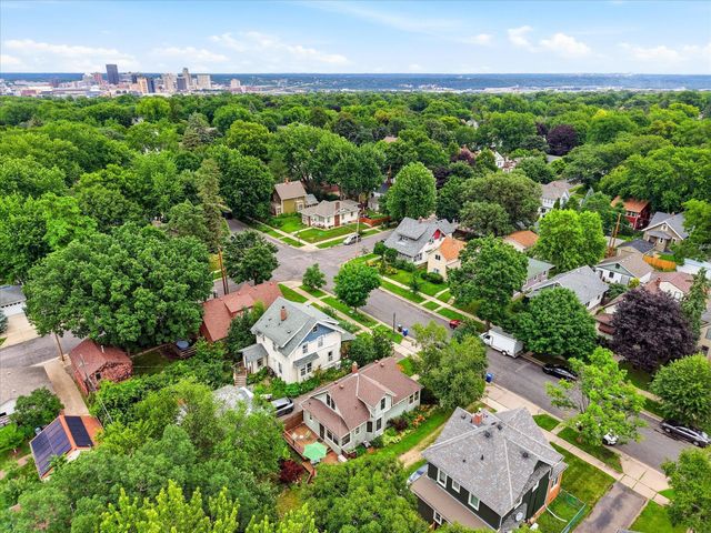 855 Delaware Avenue, Saint Paul, MN 55107