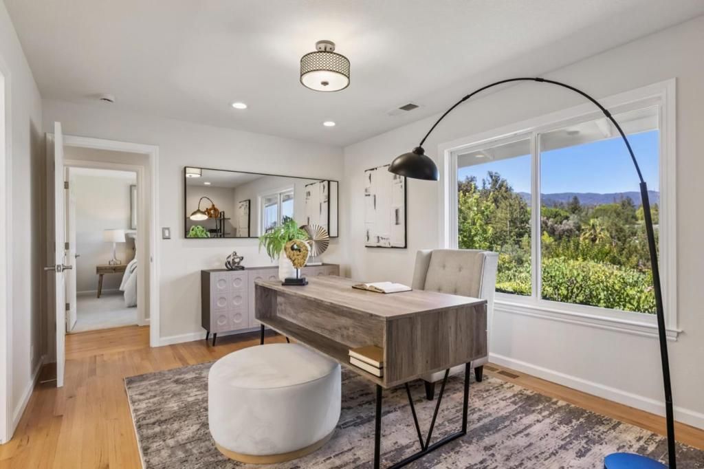 Image 26 of property listing at 14275 Hilltop Way, Saratoga, CA 95070