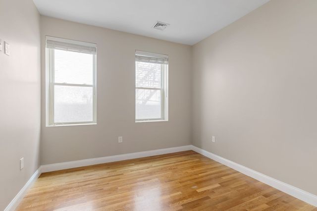66 Frankfort St 1F, Boston, MA 02128