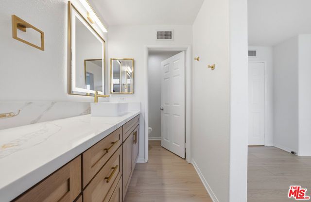 25715 Wagner Way B, Stevenson Ranch, CA 91381