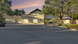 9117 Luna Del Oro Road NE, Albuquerque, NM 87111