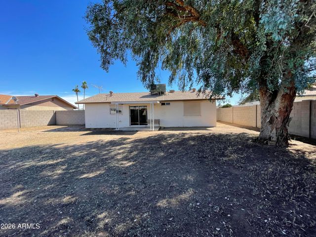 914 W BLUEFIELD Avenue, Phoenix, AZ 85023