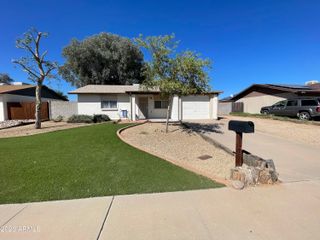 914 W BLUEFIELD Avenue, Phoenix, AZ 85023