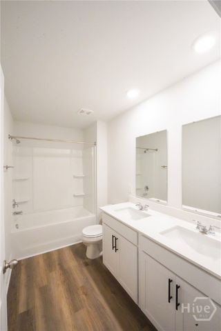 337 Logging Hill Drive, Richmond Hill, GA 31324