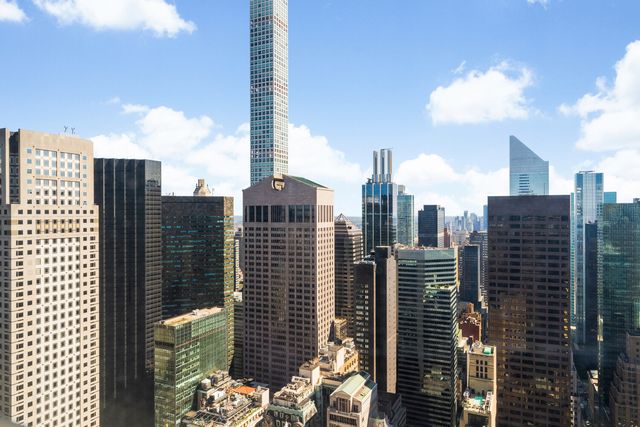 15 W 53RD Street PHA, New York City, NY 10019