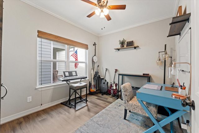 226 Capetown, Conroe, TX 77356