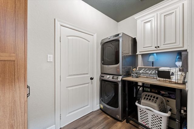 226 Capetown, Conroe, TX 77356