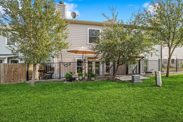 226 Capetown, Conroe, TX 77356