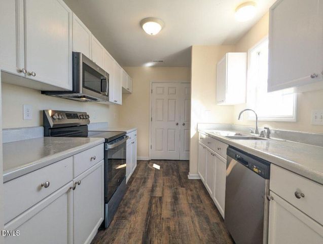 100 Reebe Circle, Selma, NC 27576