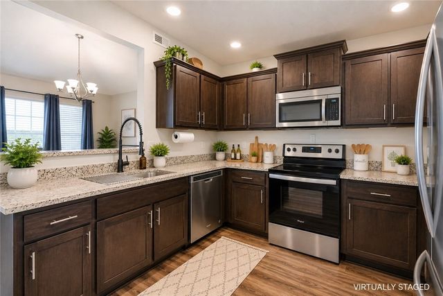 804 Brook Street, Gentry, AR 72734