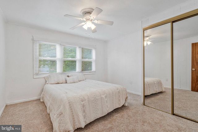 4348 D ST SE, Washington, DC 20019