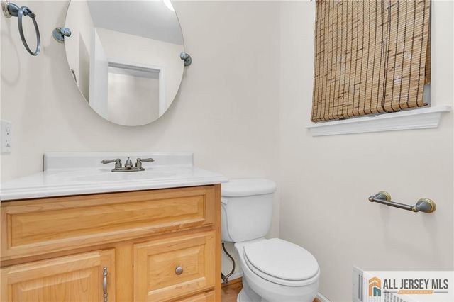44 Hickory Court, Jamesburg, NJ 08831