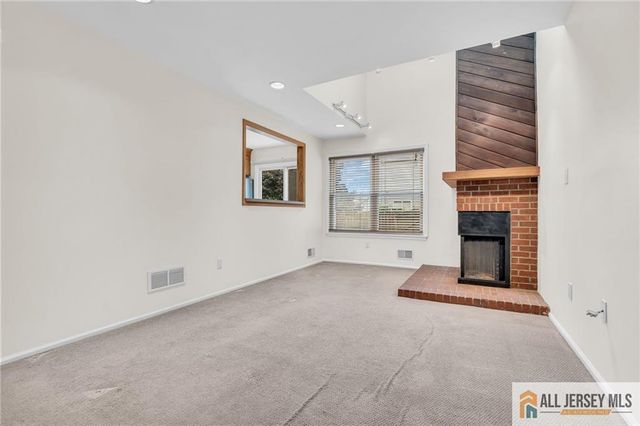 44 Hickory Court, Jamesburg, NJ 08831