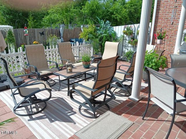 2734 East Oakland Avenue Apt E49, Johnson City, TN 37601