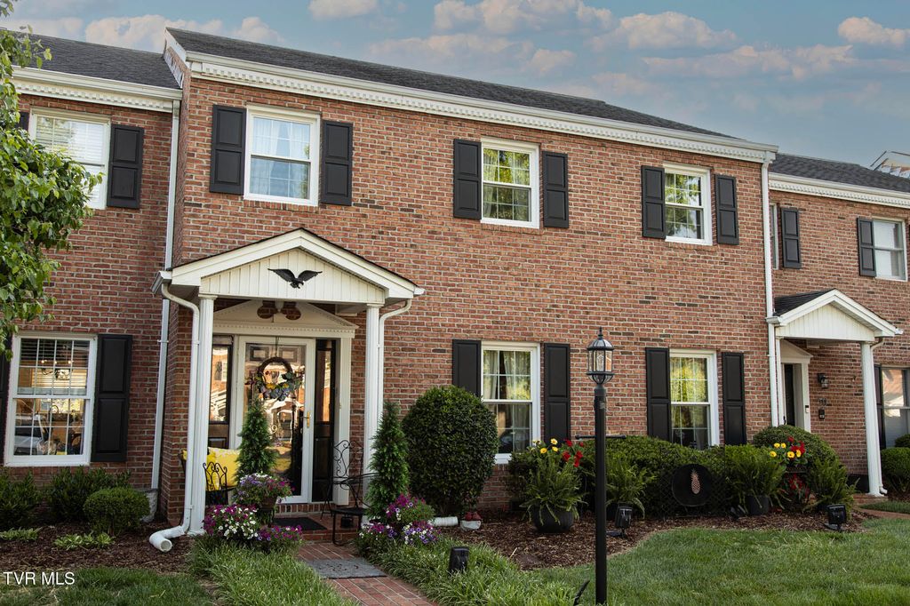 2734 East Oakland Avenue Apt E49, Johnson City, TN 37601