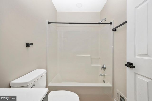 5700 JOSEPH CT, New Market, MD 21774