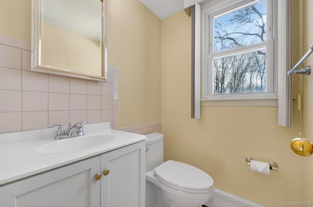 6 Londonderry Lane, Somers, NY 10589