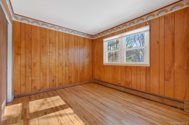 6 Londonderry Lane, Somers, NY 10589