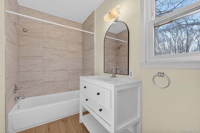 6 Londonderry Lane, Somers, NY 10589