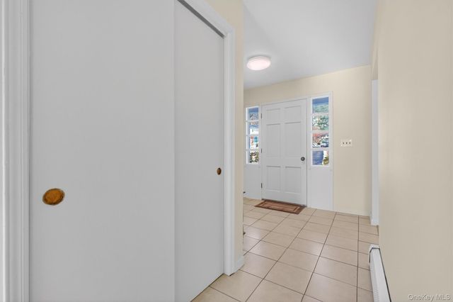 6 Londonderry Lane, Somers, NY 10589