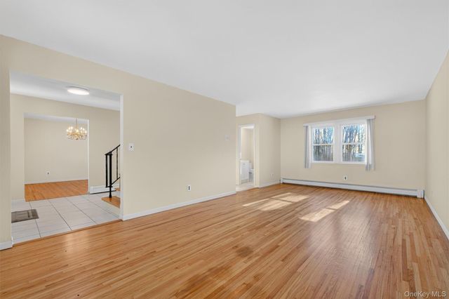 6 Londonderry Lane, Somers, NY 10589