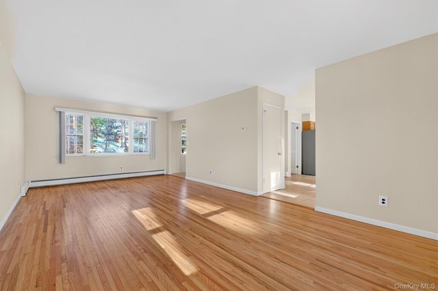 6 Londonderry Lane, Somers, NY 10589