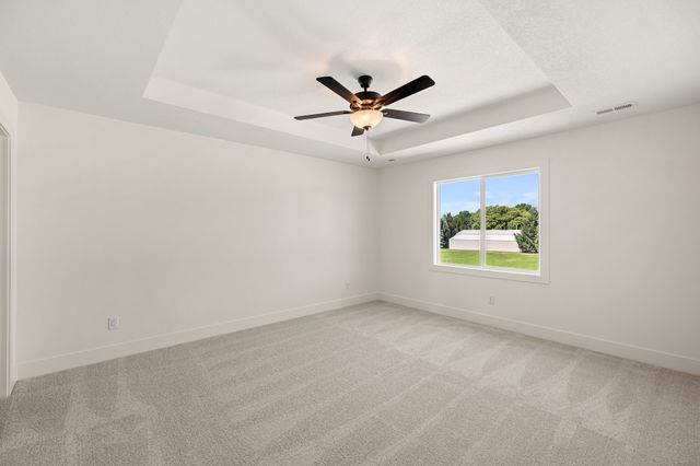 236 NE Wildflower Drive, Pleasant Hill, IA 50327