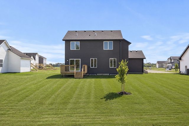 236 NE Wildflower Drive, Pleasant Hill, IA 50327