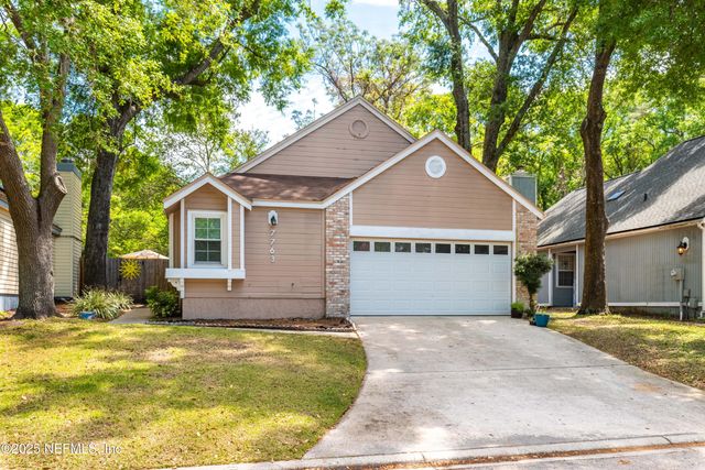 7763 MYSTIC POINT Court E, Jacksonville, FL 32277